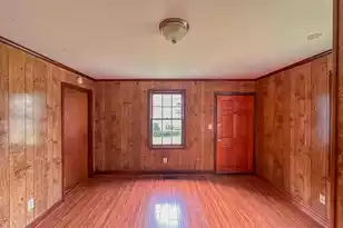 211 Poplar Street W, Charleston, SC 29403 - Photo 9