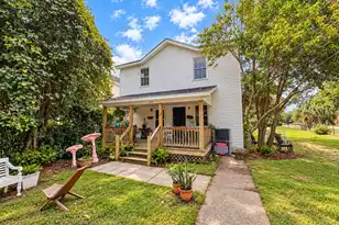 211 Poplar Street W, Charleston, SC 29403 - Photo 1