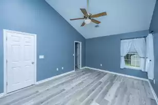 3346 Lindner Ln, Mount Pleasant, SC 29466 - Photo 17