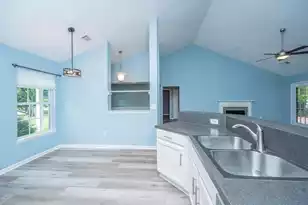 3346 Lindner Ln, Mount Pleasant, SC 29466 - Photo 13