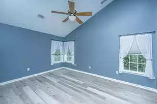 3346 Lindner Ln, Mount Pleasant, SC 29466 - Photo 17