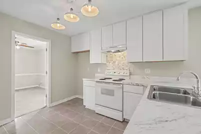109 Creekside Drive, Summerville, SC 29485 - Photo 9