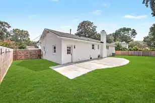 1228 Oakcrest Dr, Charleston, SC 29412 - Photo 35