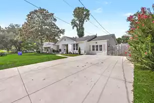 1228 Oakcrest Dr, Charleston, SC 29412 - Photo 3