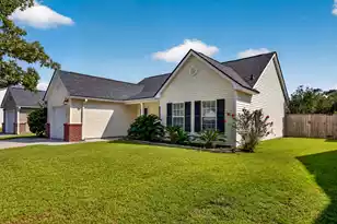 217 Barnwell St, Summerville, SC 29483 - Photo 3