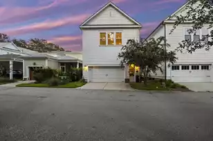 1056 Ave Of Oaks, Charleston, SC 29407 - Photo 9