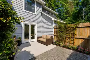 1752 Deer Path Dr, Mount Pleasant, SC 29464 - Photo 7