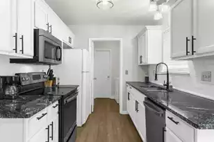 246 Corsair St, Summerville, SC 29483 - Photo 7