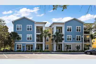 2200 Belle Isle Avenue #203, Mount Pleasant, SC 29464 - Photo 1