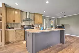 860 Coach Rd, Holly Hill, SC 29059 - Photo 9
