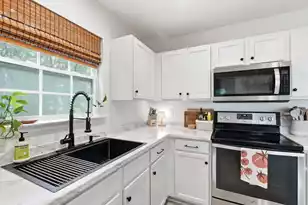 325 Kelsey Blvd, Wando, SC 29492 - Photo 7