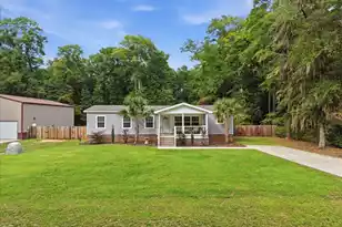 3033 Princess Pond Rd, Summerton, SC 29148 - Photo 1