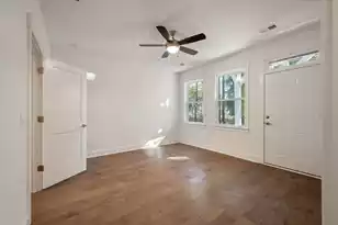 457 Katies Scenic Ct, Charleston, SC 29492 - Photo 5