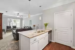 400 Bucksley Ln #204, Charleston, SC 29492 - Photo 9