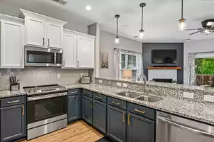 348 Drayton Pl Dr, Moncks Corner, SC 29461 - Photo 9