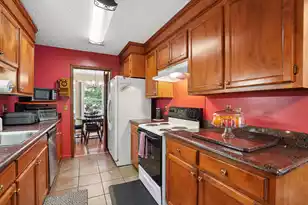 8305 Greenridge Rd, North Charleston, SC 29406 - Photo 13
