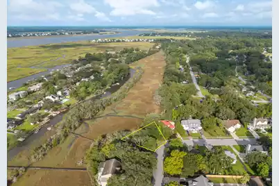 217 Marsh Oaks Drive, Charleston, SC 29407 - Photo 13