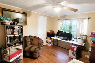 1078 Sullivan Dr, Manning, SC 29102 - Photo 9
