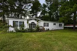 1078 Sullivan Dr, Manning, SC 29102 - Photo 5