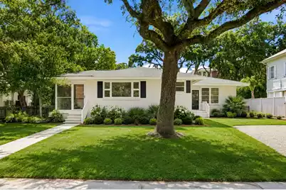 8 William Street, Mount Pleasant, SC 29464 - Photo 1
