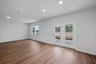 837 Meadowbrook Ln, Summerville, SC 29486 - Photo 9