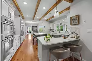 2634 Marsh Creek Dr, Charleston, SC 29414 - Photo 9