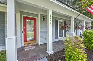 102 Dockwell Ln, Summerville, SC 29485 - Photo 3