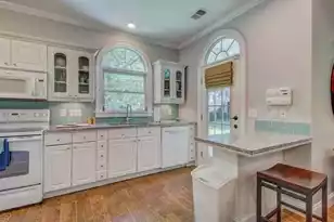 204 Salisbury Dr, Summerville, SC 29483 - Photo 9