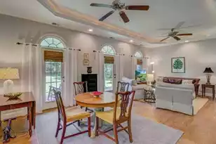 204 Salisbury Dr, Summerville, SC 29483 - Photo 5