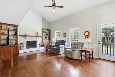 211 Towhee Drive, Summerville, SC 29485 - Photo 9