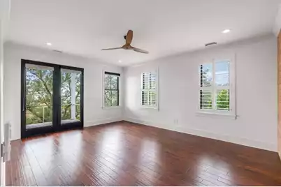 200 Queen Street, Mount Pleasant, SC 29464 - Photo 21