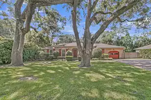 749 Beauregard St, Charleston, SC 29412 - Photo 1