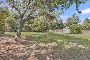 749 Beauregard St, Charleston, SC 29412 - Photo 49