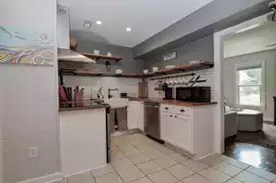 1082 Shadow Dr S, Mount Pleasant, SC 29464 - Photo 7