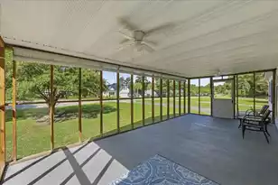 1301 Mill Creek Dr, Manning, SC 29102 - Photo 3