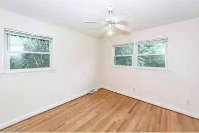 5813 Lakeside Drive E, Hanahan, SC 29410 - Photo 15