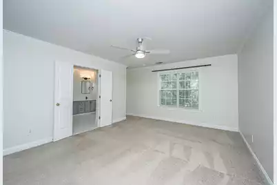 1049 Mathis Ferry Road, Mount Pleasant, SC 29464 - Photo 17