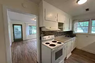 106 Roosevelt Dr, Saint Stephen, SC 29479 - Photo 9