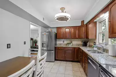 608 Ventura Place, Mount Pleasant, SC 29464 - Photo 9