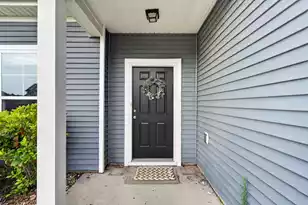 215 Shadybrook Dr, Summerville, SC 29486 - Photo 9