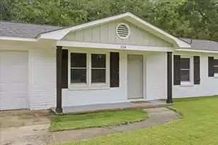 124 Robin St, Summerville, SC 29485 - Photo 5