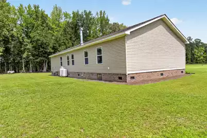 1331 Brewington Road N, Manning, SC 29102 - Photo 5