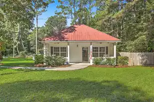 1761 Kenwood Rd, Manning, SC 29102 - Photo 1