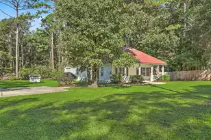 1761 Kenwood Rd, Manning, SC 29102 - Photo 5