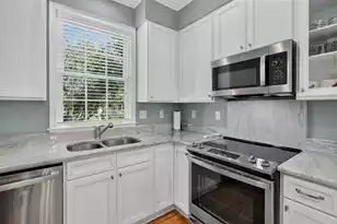 1560 Sea Palms Crescent, Mount Pleasant, SC 29464 - Photo 15