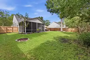 8620 Hickory Creek Ln, North Charleston, SC 29420 - Photo 21