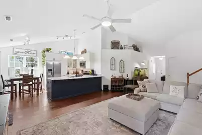8620 Hickory Creek Lane, North Charleston, SC 29420 - Photo 7
