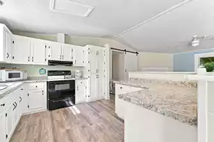 102 Dean Dr, Summerville, SC 29483 - Photo 17