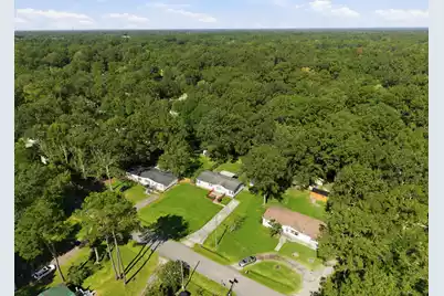 102 Dean Drive, Summerville, SC 29483 - Photo 9