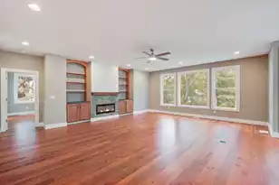 2003 Wharf Landing Ct, North Charleston, SC 29418 - Photo 9